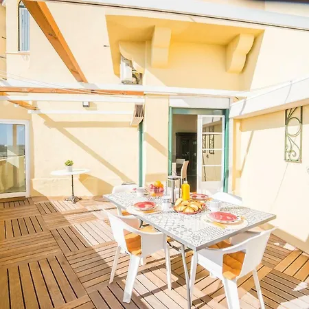 Spectacular Terrace View Of Tagus * Lisboa